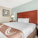 Quality Suites Kansas City International Airport