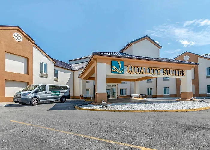 Quality Suites Kansas City International Airport