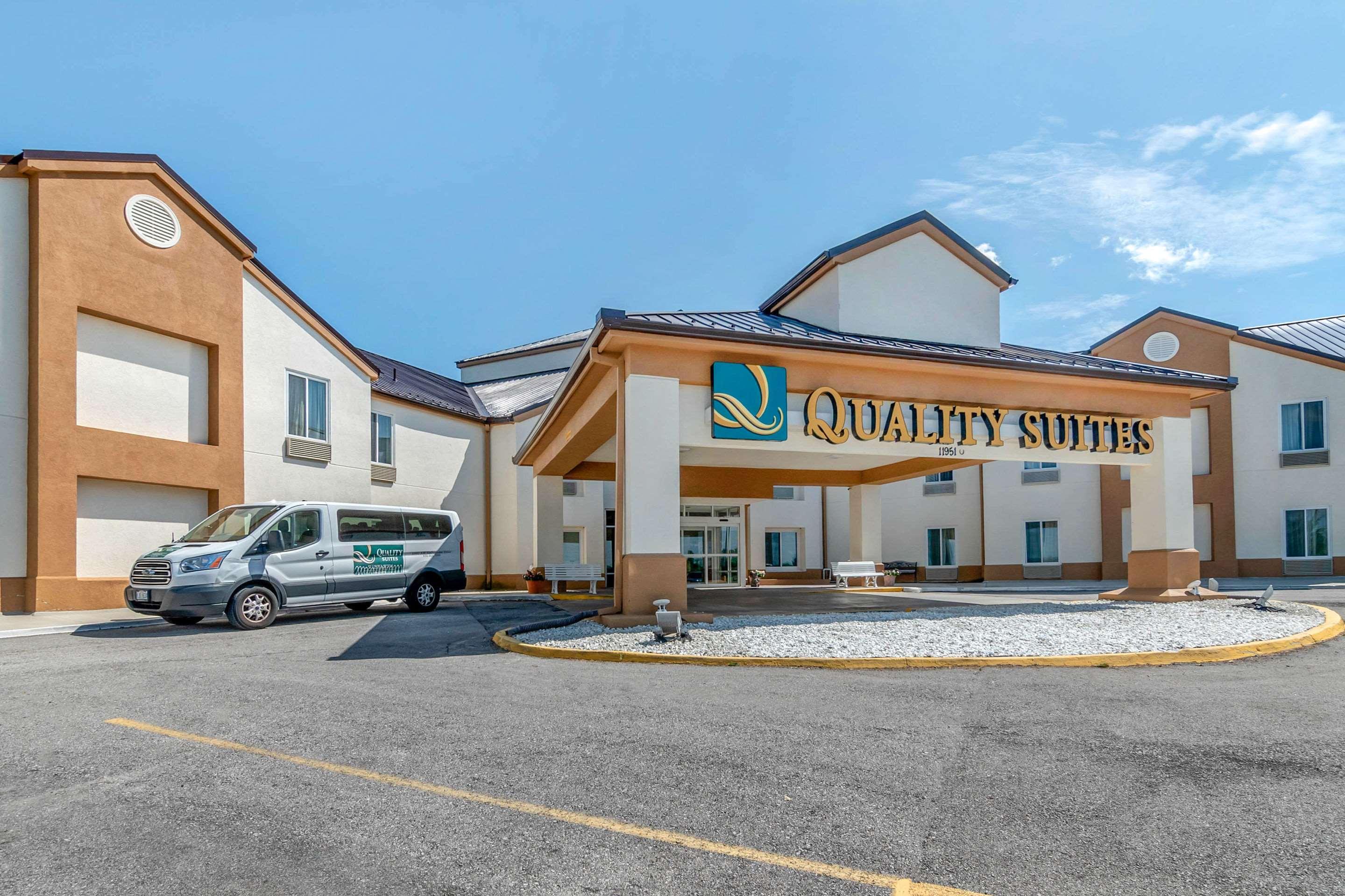 Quality Kansas International Airport Hotel Kansas City
