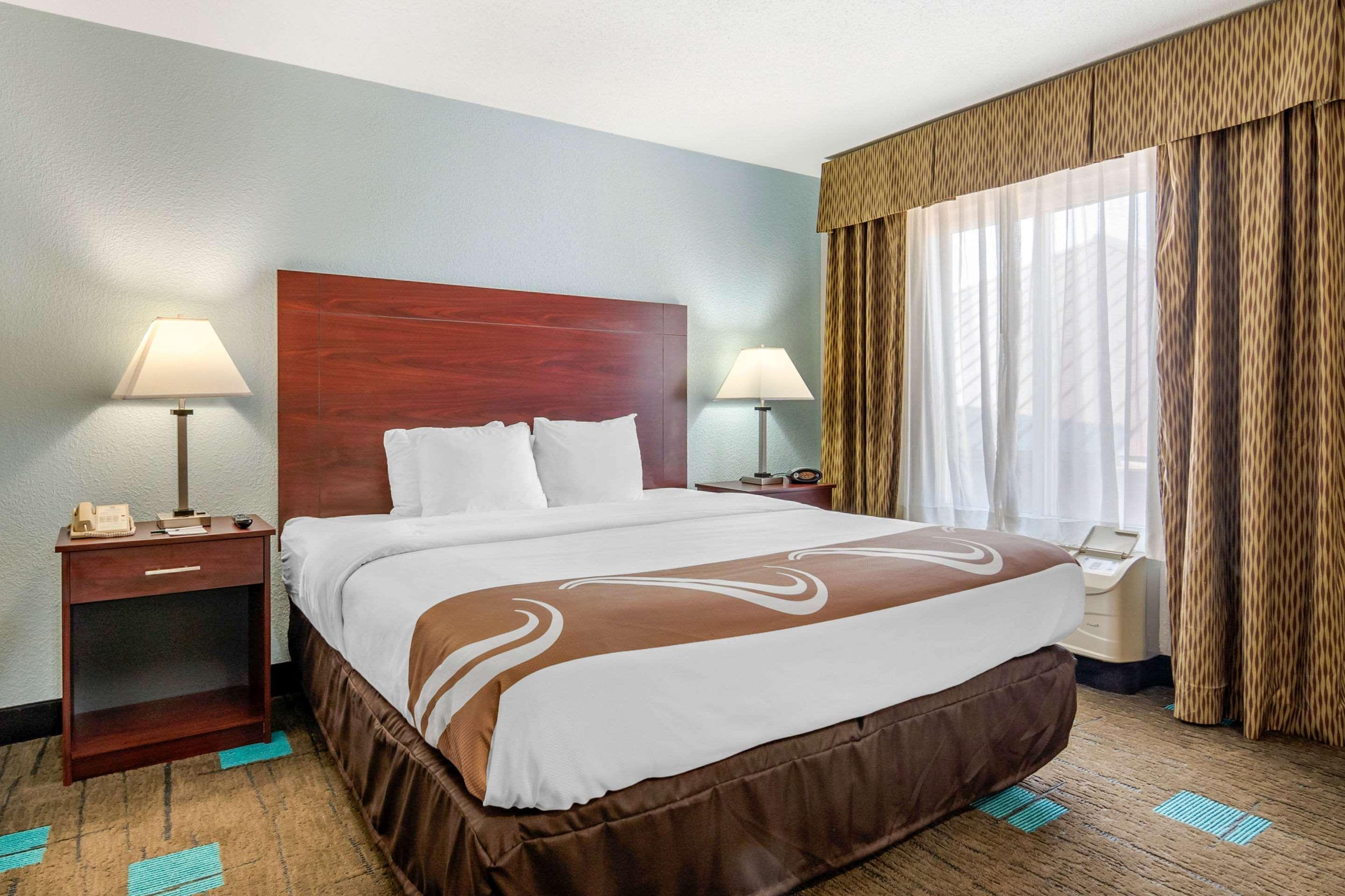 Quality Kansas International Airport Hotel Kansas City