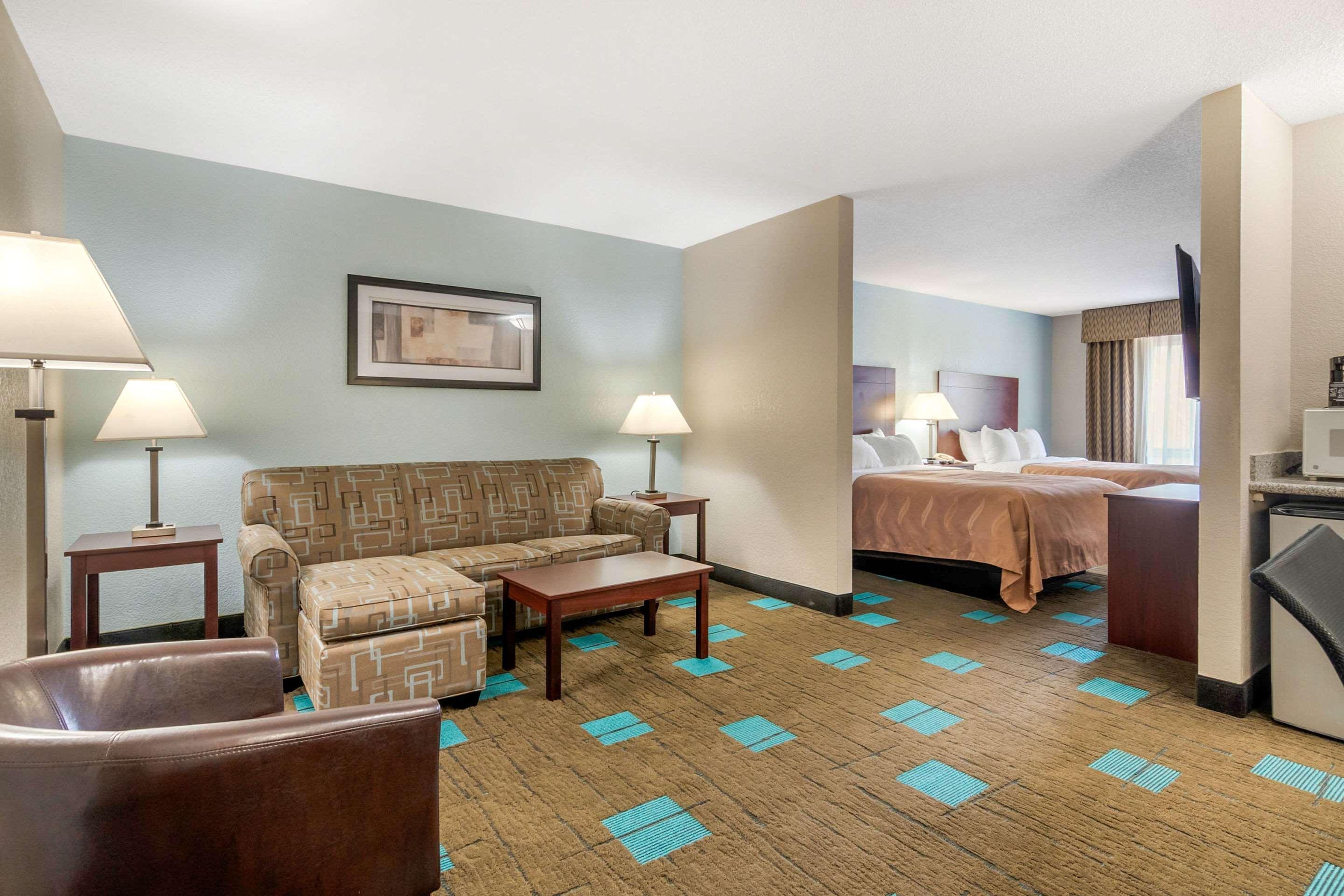 Quality Kansas International Airport 3* Kansas City
