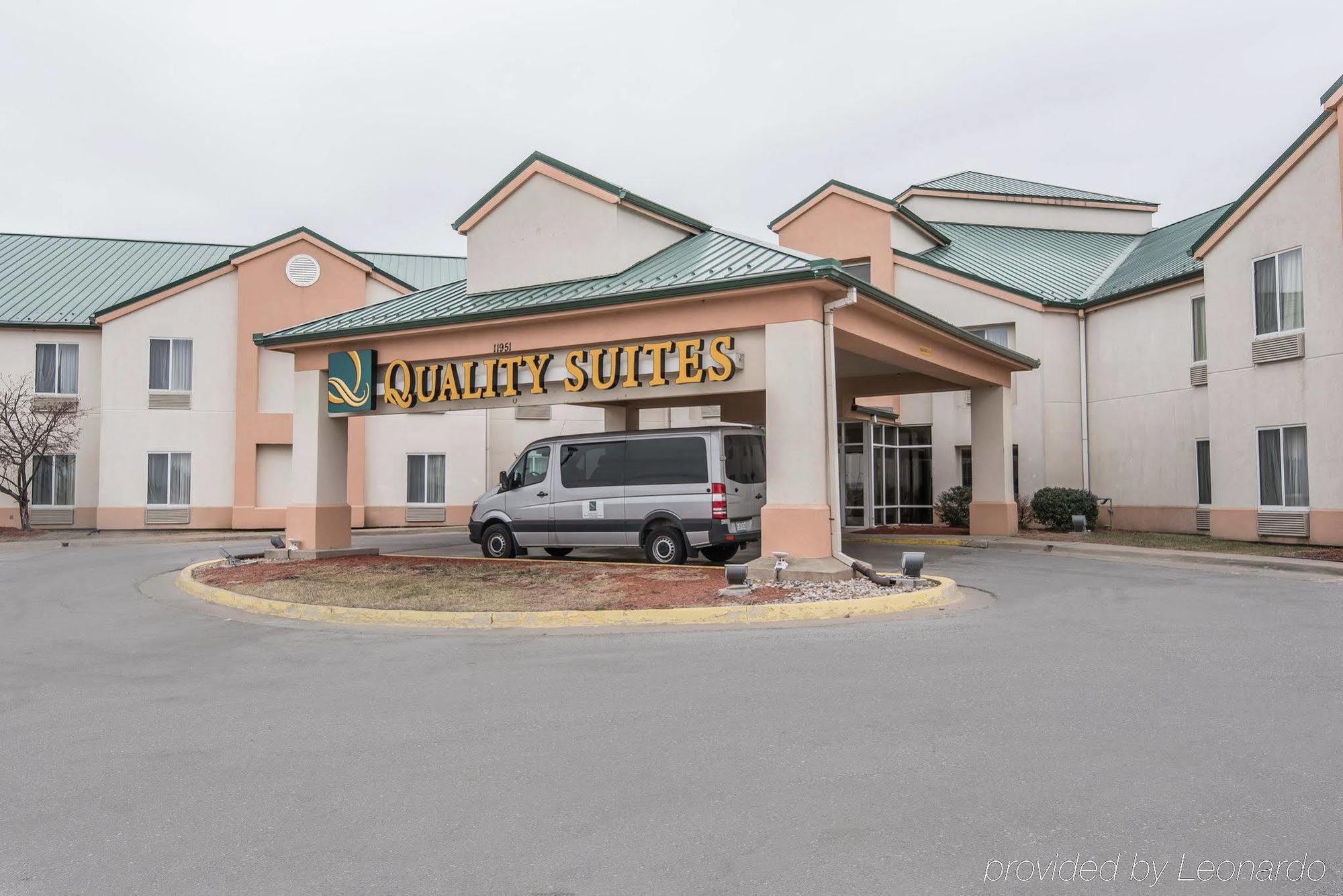 Hotel Quality Kansas International Airport Kansas City