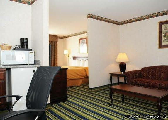 Quality Kansas International Airport 3* Kansas City
